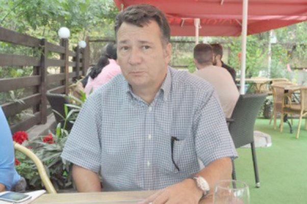 Oraşul Techirghiol, pregătit de sărbătoare: cetăţenii de 85 de ani, premiaţi de primar